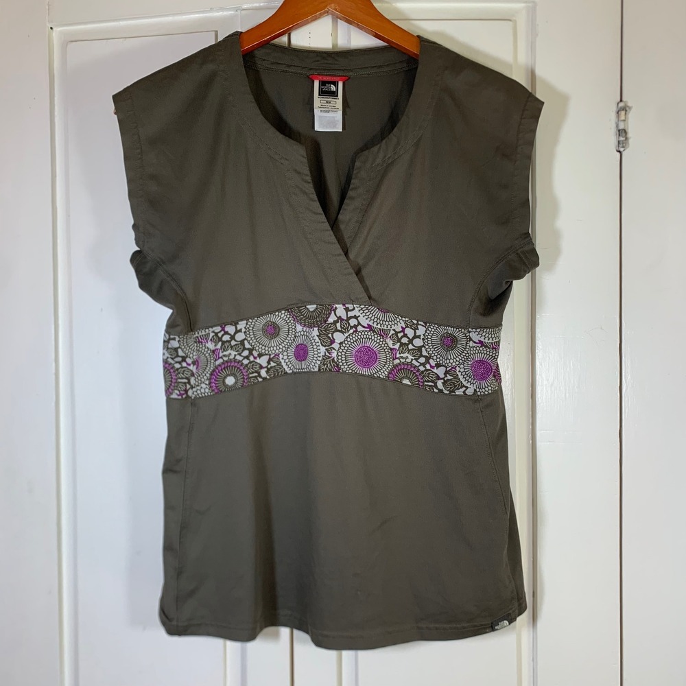 The North Face Womens Olive Green Floral Empire Waist V-Neck Sleeveless Top M